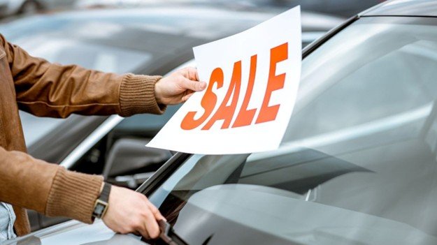 Drive Fast More Americans choosing used cars