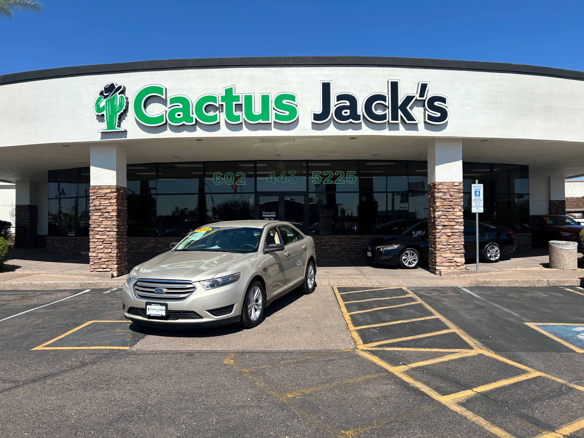 2018 Ford Taurus