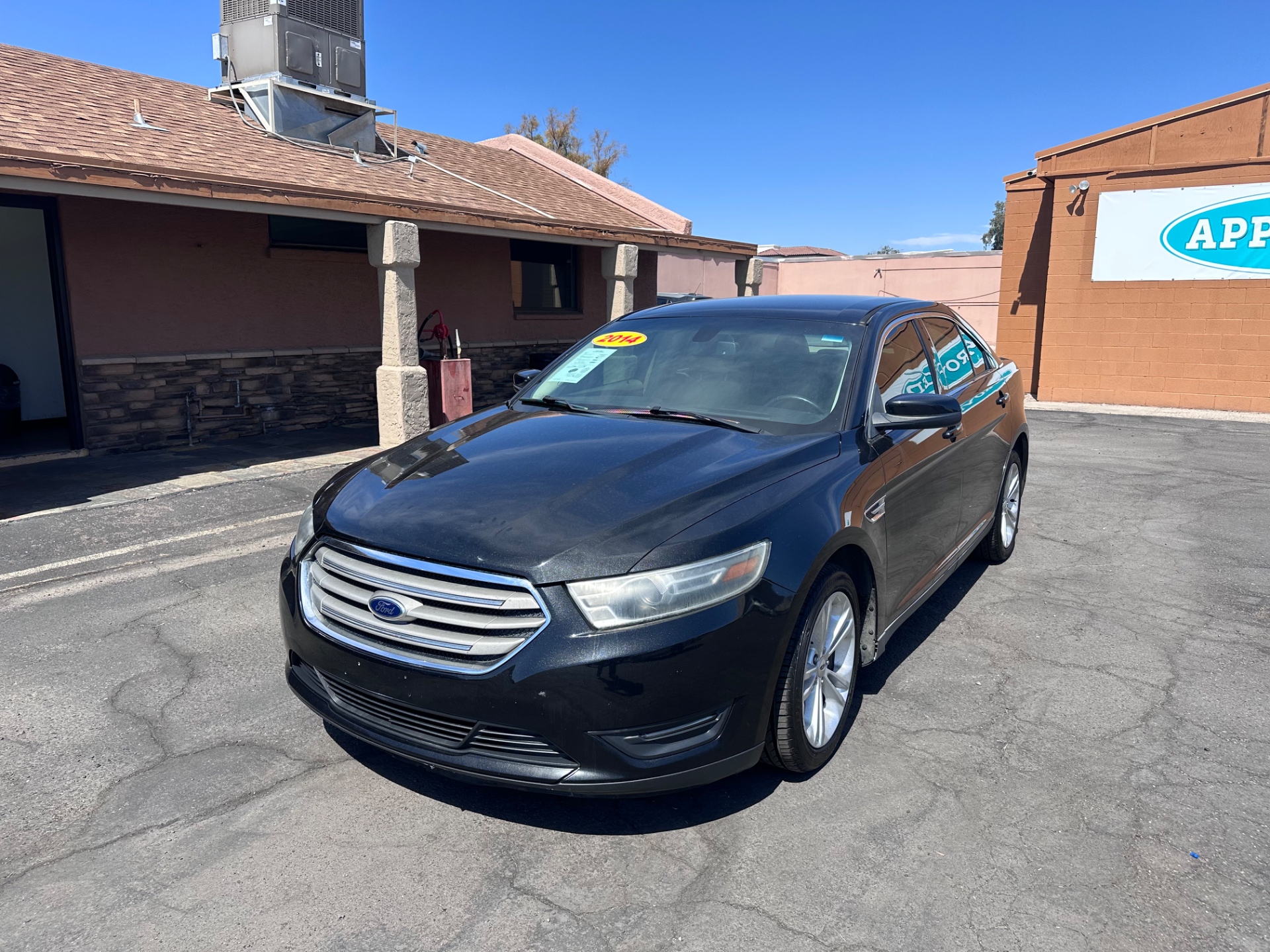 2014 Ford Taurus