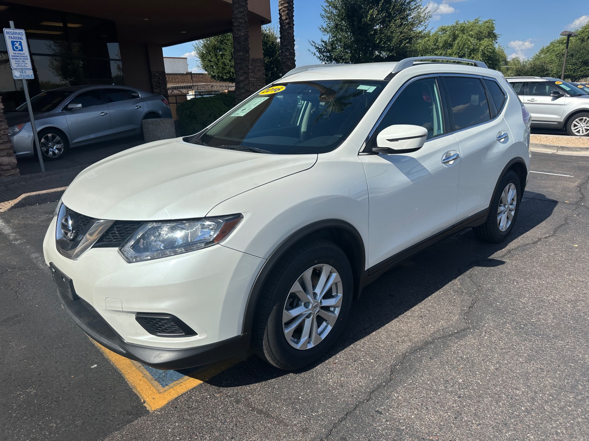2016 Nissan Rogue