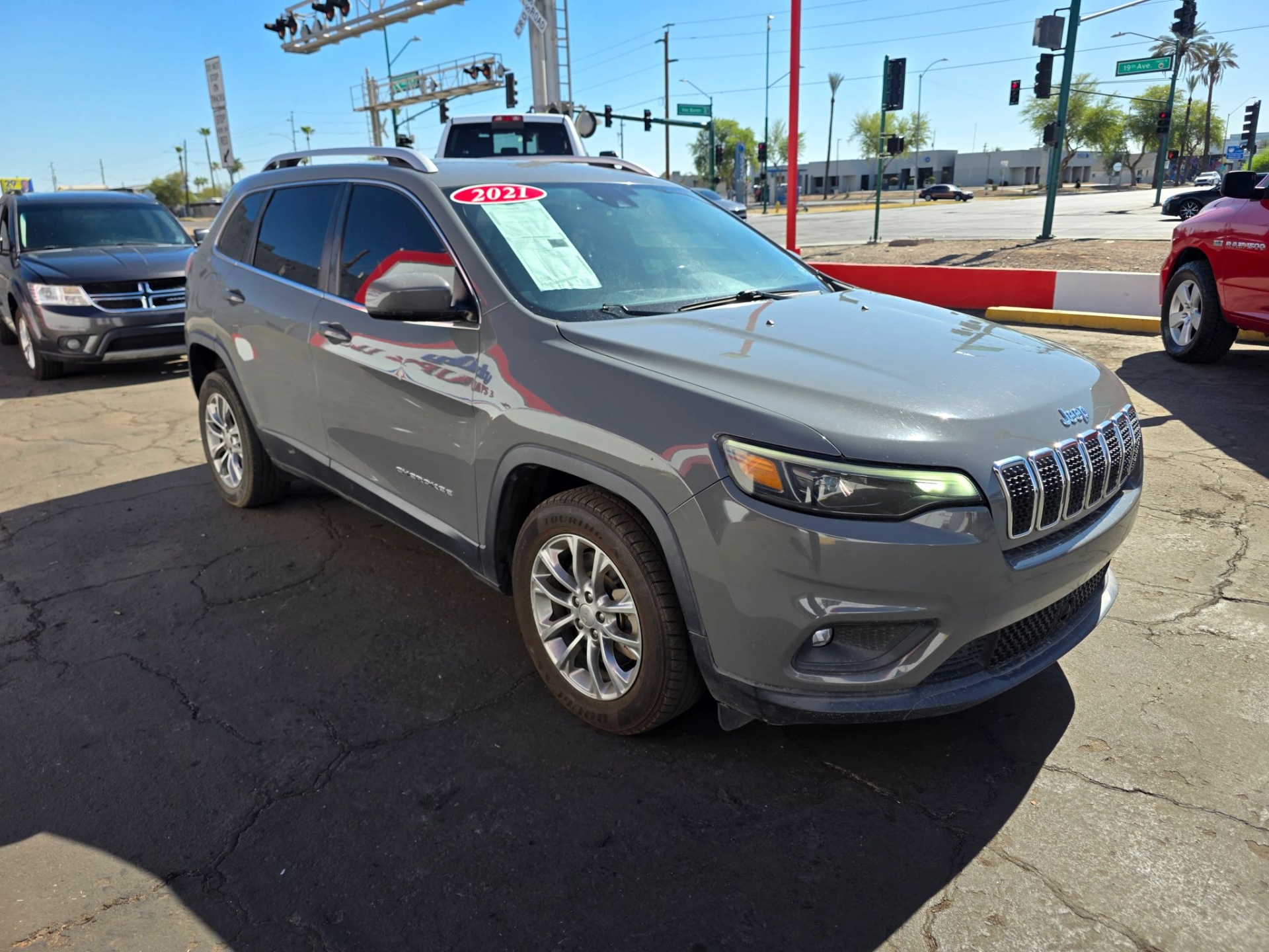 2021 Jeep Cherokee Latitude Plus - Photo 9