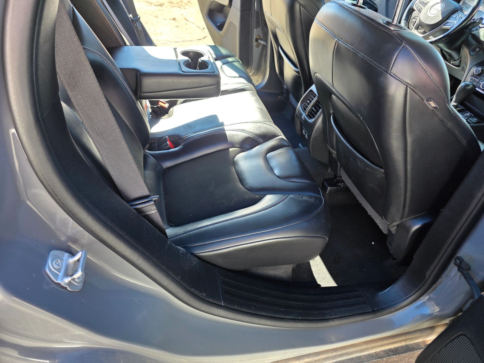 2021 Jeep Cherokee Latitude Plus - Photo 16