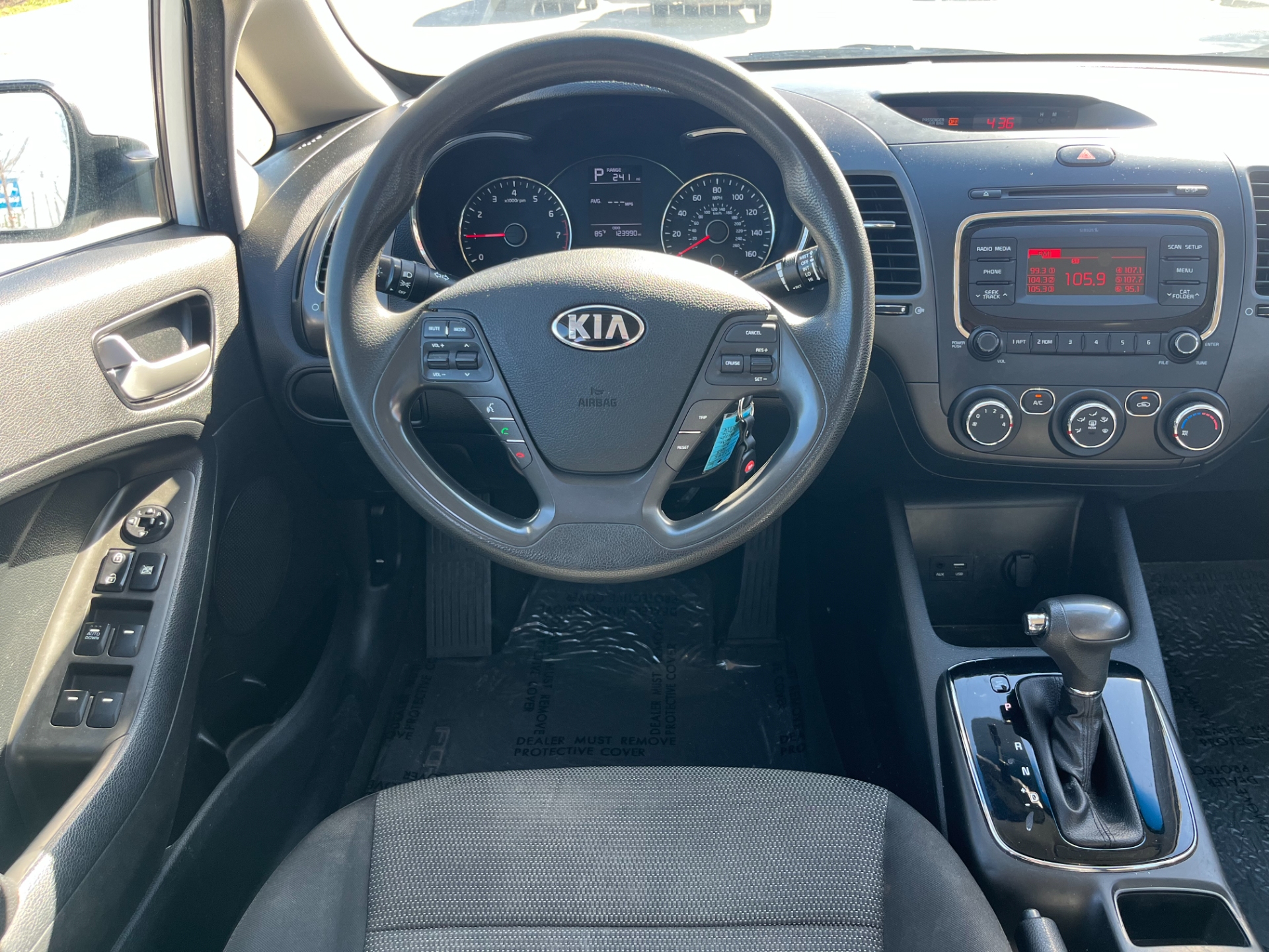 2018 Kia FORTE LX - Photo 10