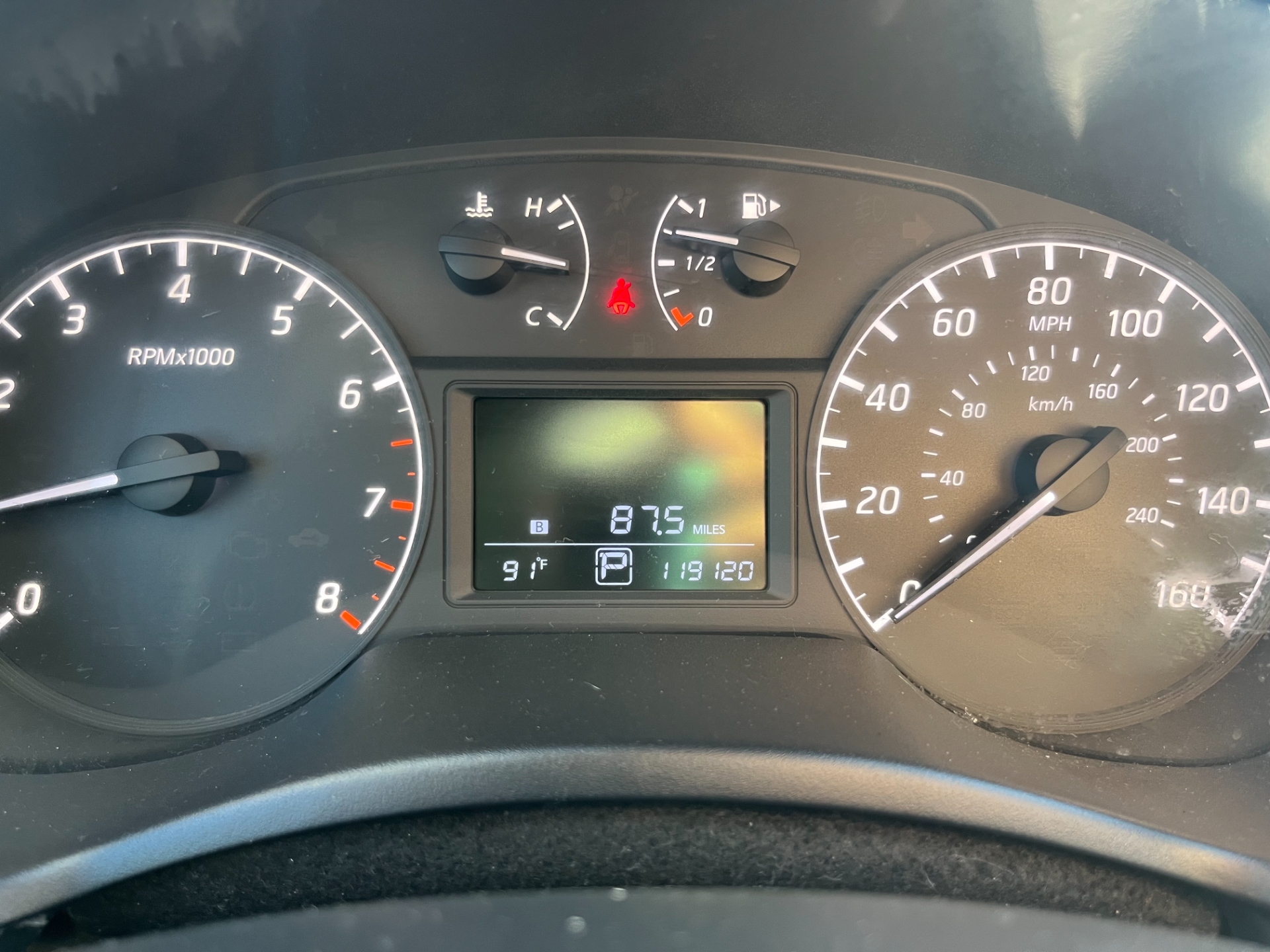2014 Nissan Sentra S - Photo 11