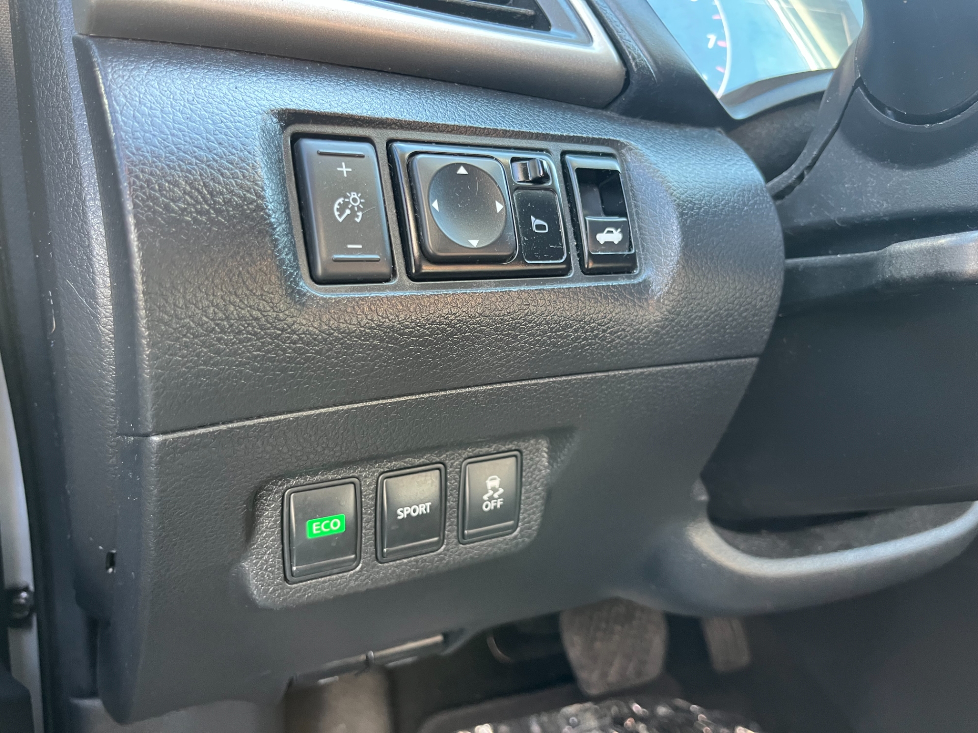 2014 Nissan Sentra S - Photo 13