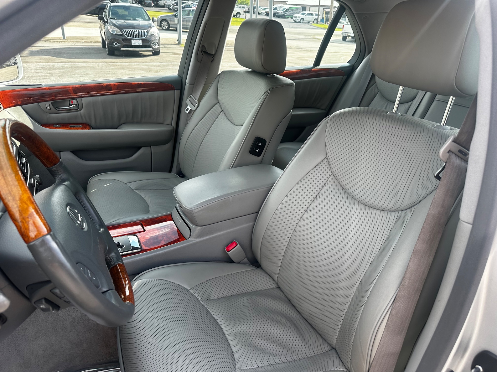 2006 Lexus LS 430 - Photo 8