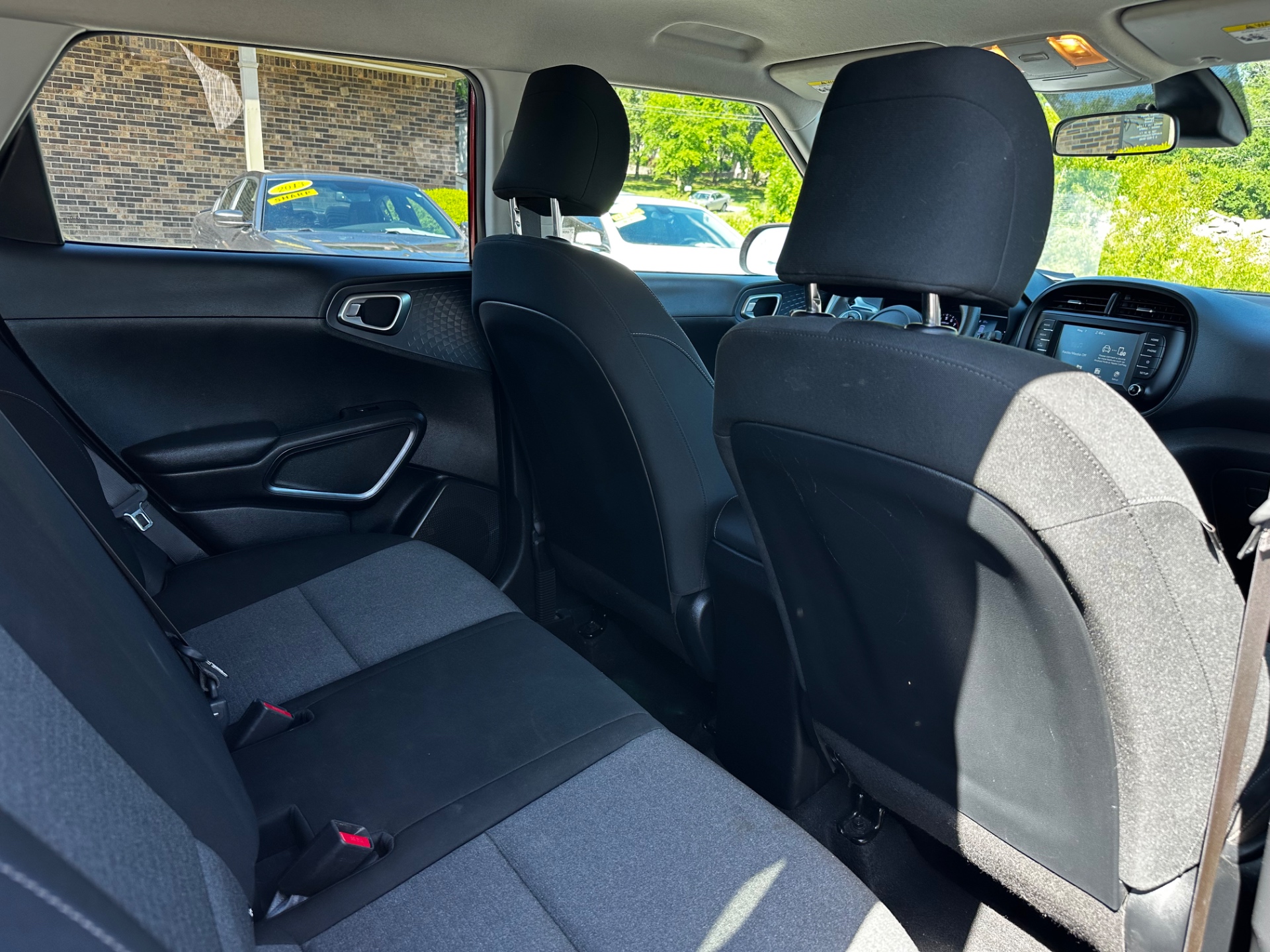 2021 Kia Soul S - Photo 9