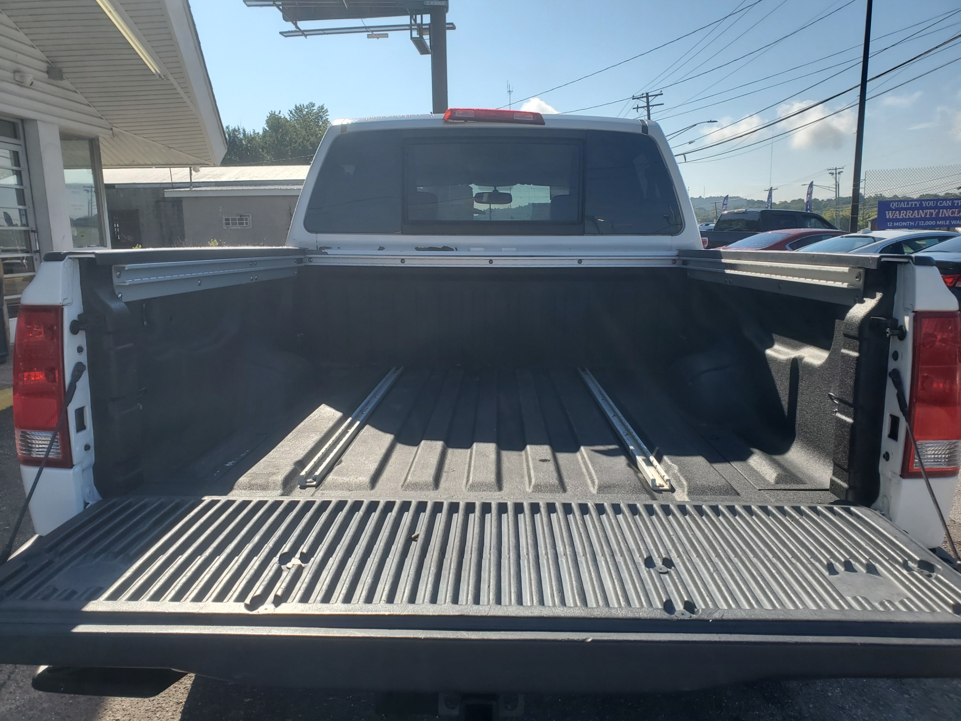 2012 Nissan Titan SL - Photo 10
